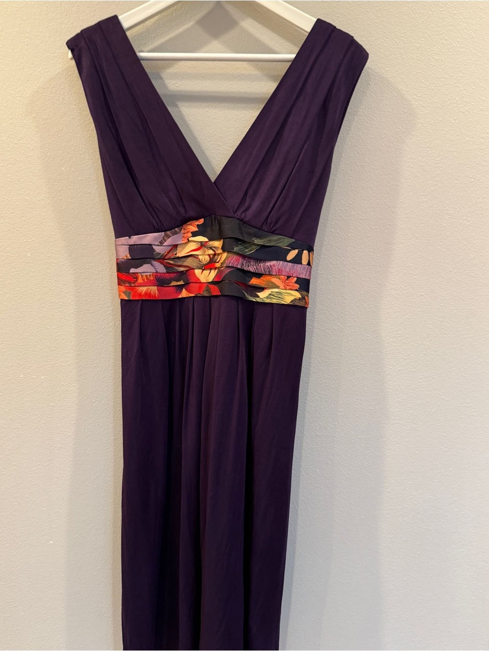Ted Baker London dark purple vneck dress w floral sash